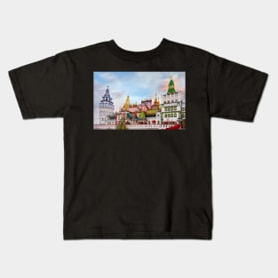 Kremlin in Izmailovo in Moscow, Russia Kids T-Shirt